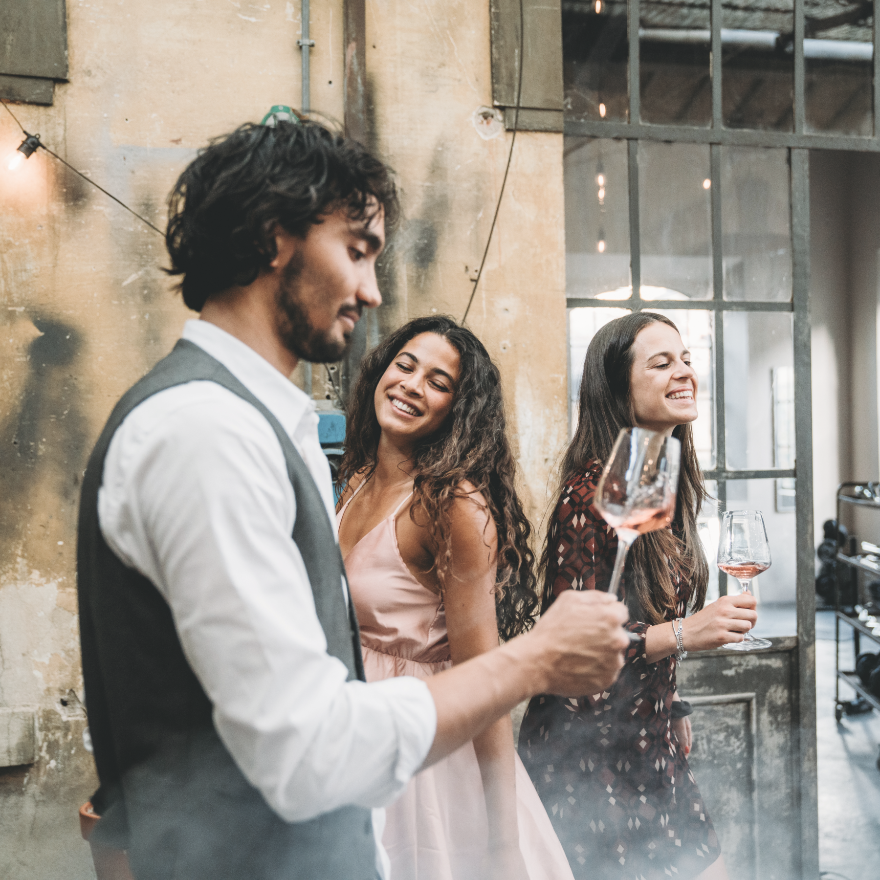 Sparkling Non-Alcoholic THC Rosé