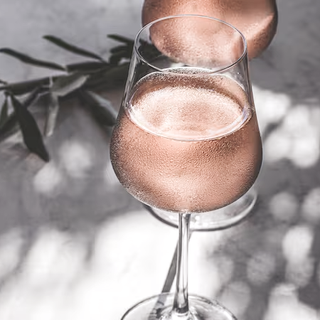 Sparkling Non-Alcoholic THC Rosé